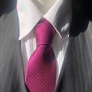 Like New Perry Ellis Portfolio Wine Colored Neck Tie
